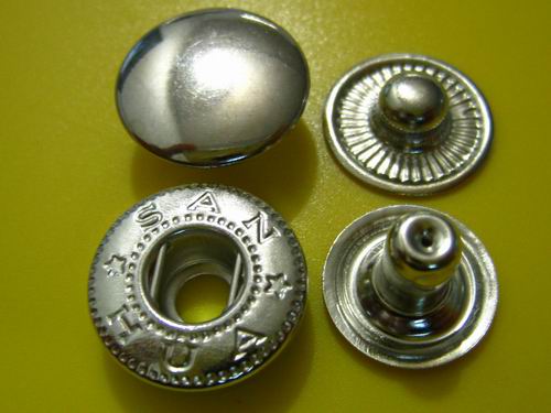 832#(15mm)白镍色急钮